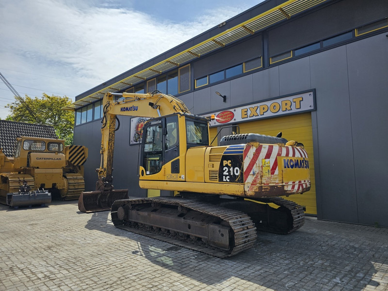 Komatsu PC210LC-8 - Pelle sur chenille: photos 3 Komatsu PC210LC-8 - Pelle sur chenille: photos 3