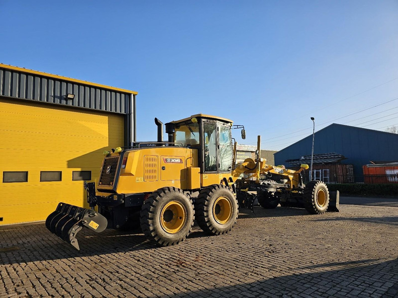 XCMG GR165 - Niveleuse: photos 5 XCMG GR165 - Niveleuse: photos 5