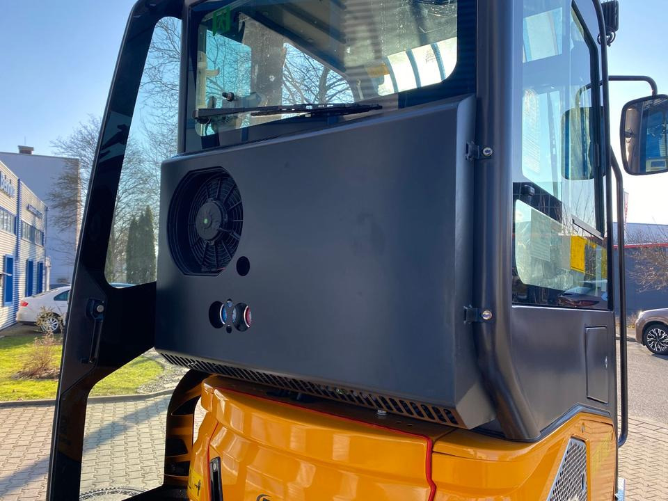 Mini pelle, Remorque Minibagger BK2000NKSR + Tieflader + Zubehör *INKL.19% MWST*BERGER KRAUS*KUBOTA* KLIMA*SCHWENKARM*VERSTELLFAHRWERK*: photos 17