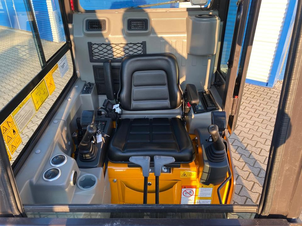 Mini pelle, Remorque Minibagger BK2000NKSR + Tieflader + Zubehör *INKL.19% MWST*BERGER KRAUS*KUBOTA* KLIMA*SCHWENKARM*VERSTELLFAHRWERK*: photos 10