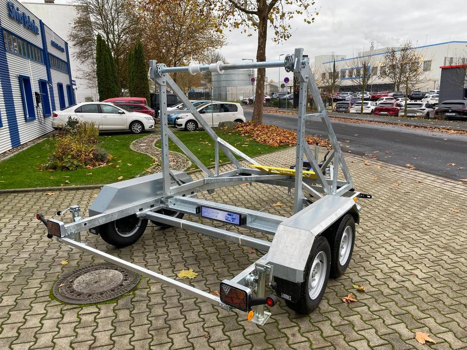 Vermietung / Kabelanhänger 3500KG E-Winde / Nutzlast 2825KG / Kabeltrommel-Anhänger / Glasfaser/ 1 Monat - Remorque porte-touret: photos 5 Vermietung / Kabelanhänger 3500KG E-Winde / Nutzlast 2825KG / Kabeltrommel-Anhänger / Glasfaser/ 1 Monat - Remorque porte-touret: photos 5