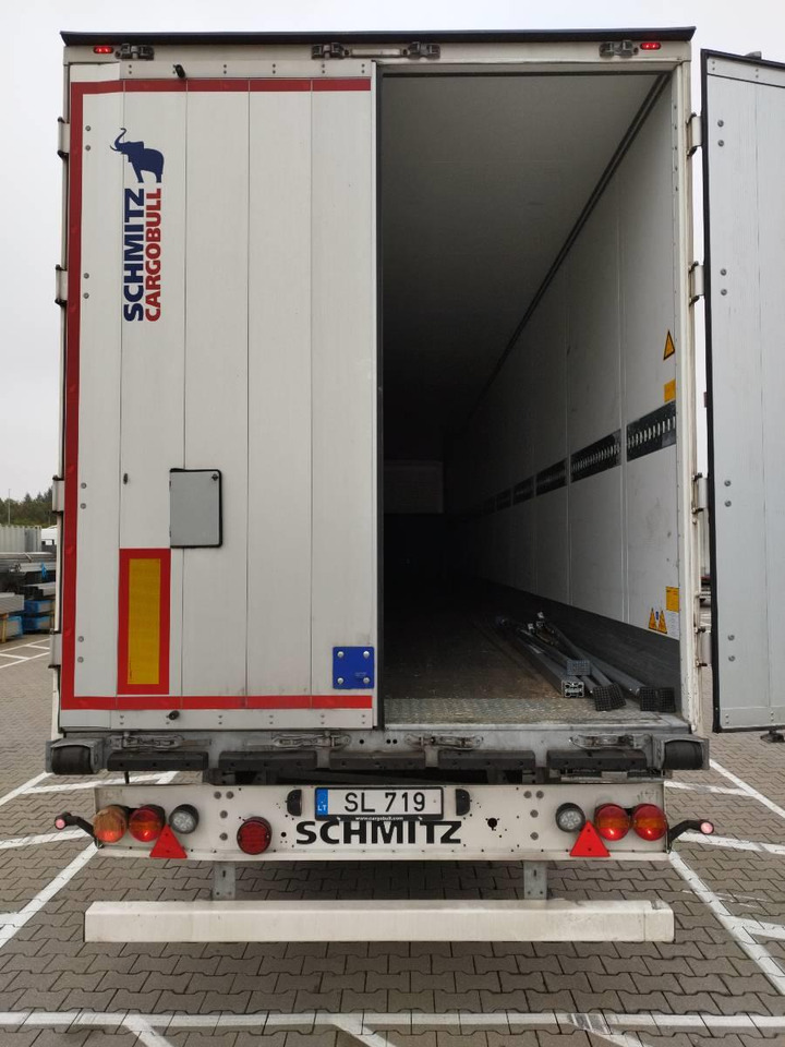 Schmitz Cargobull 3 axles xLiftachse - Semi-remorque isothermique: photos 5 Schmitz Cargobull 3 axles xLiftachse - Semi-remorque isothermique: photos 5