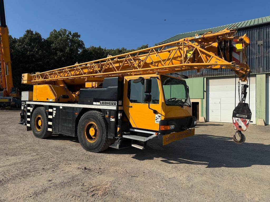 Liebherr LTM 1030-2.1 - Grue mobile: photos 1 Liebherr LTM 1030-2.1 - Grue mobile: photos 1
