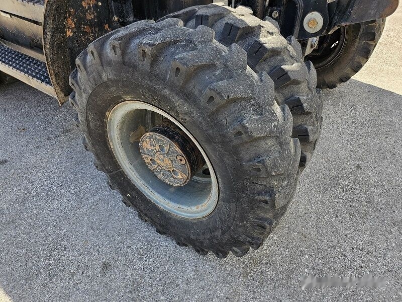 Pelle sur pneus Caterpillar M315D: photos 20 Pelle sur pneus Caterpillar M315D: photos 20