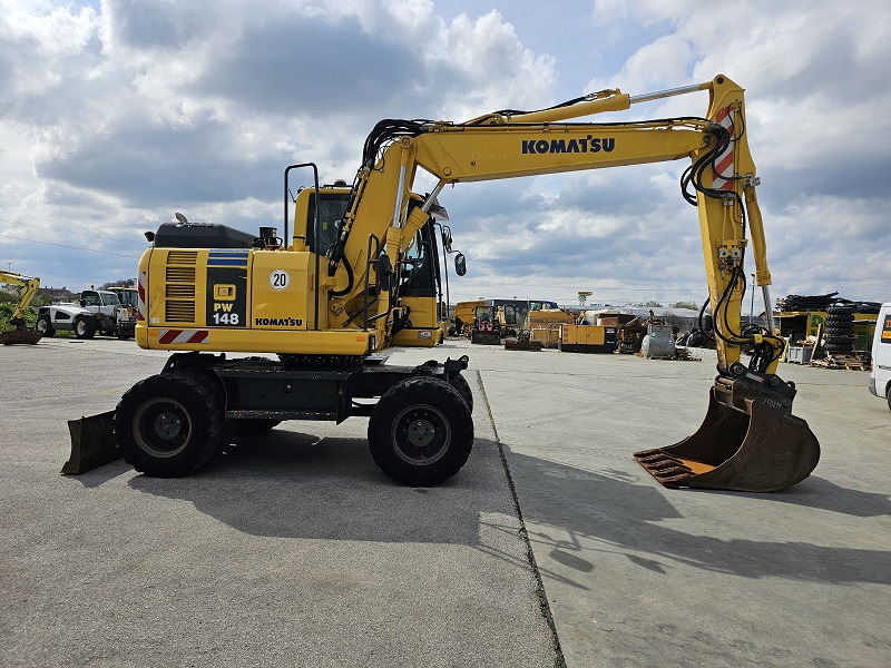 KOMATSU PW148-8 - Pelle sur pneus: photos 5 KOMATSU PW148-8 - Pelle sur pneus: photos 5