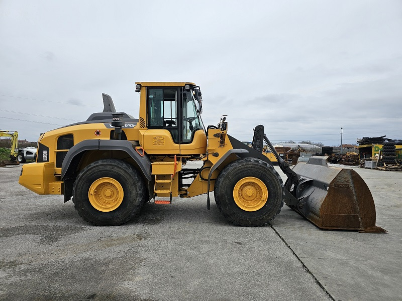 Volvo L120H - Chargeuse sur pneus: photos 5 Volvo L120H - Chargeuse sur pneus: photos 5