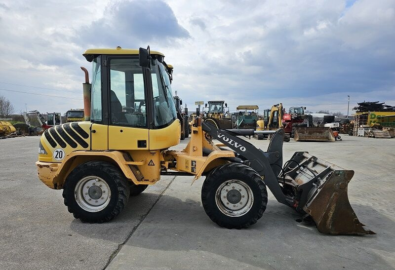 Volvo L30B - Chargeuse: photos 4 Volvo L30B - Chargeuse: photos 4
