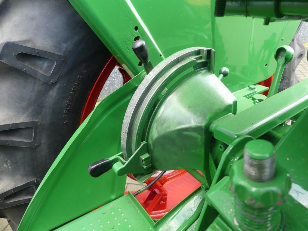 Tracteur agricole Deutz D5005: photos 27