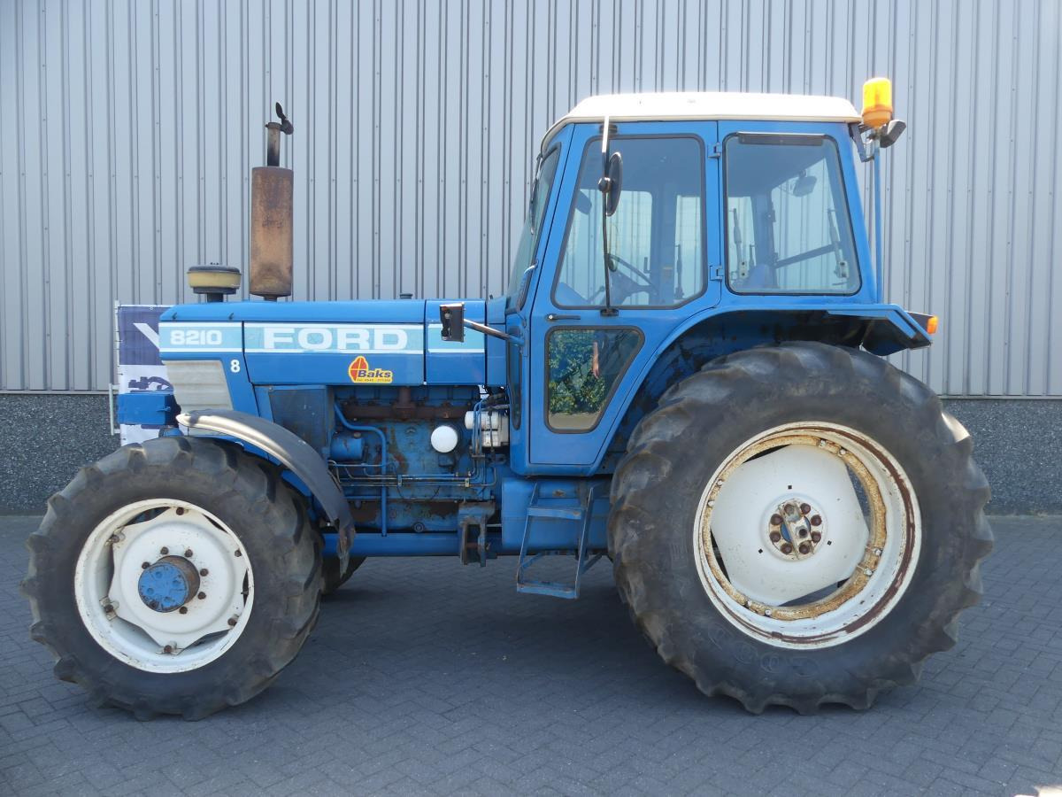 Ford 8210 - Tracteur agricole: photos 3 Ford 8210 - Tracteur agricole: photos 3