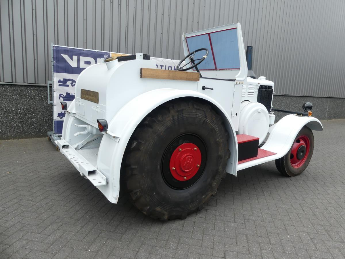 Lanz-Bulldog - Chariot tracteur: photos 4 Lanz-Bulldog - Chariot tracteur: photos 4