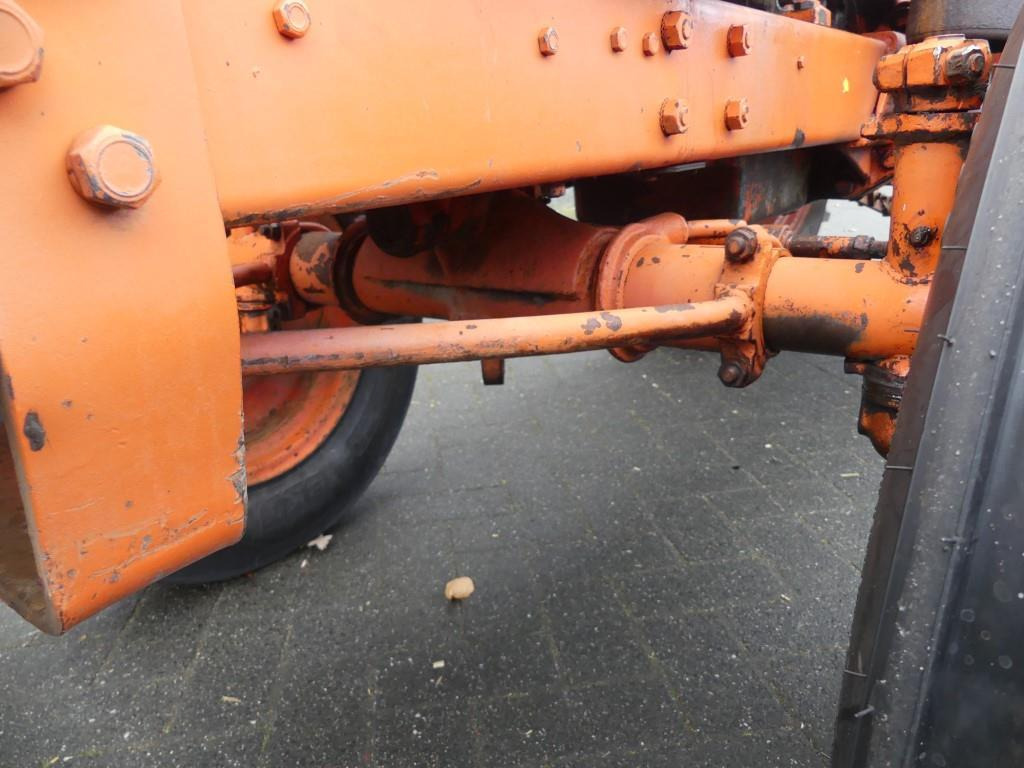 Tracteur agricole Renault Super 7 Vineyard: photos 27