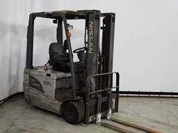 Nissan TX 3/16 - Chariot élévateur électrique: photos 1 Nissan TX 3/16 - Chariot élévateur électrique: photos 1