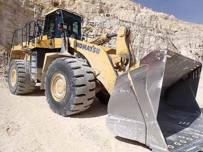Komatsu WA600-8EO - Chargeuse sur pneus: photos 1 Komatsu WA600-8EO - Chargeuse sur pneus: photos 1