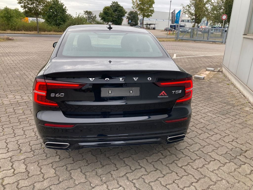 Volvo S60 T5 Lim. R-Design - Berline: photos 3 Volvo S60 T5 Lim. R-Design - Berline: photos 3