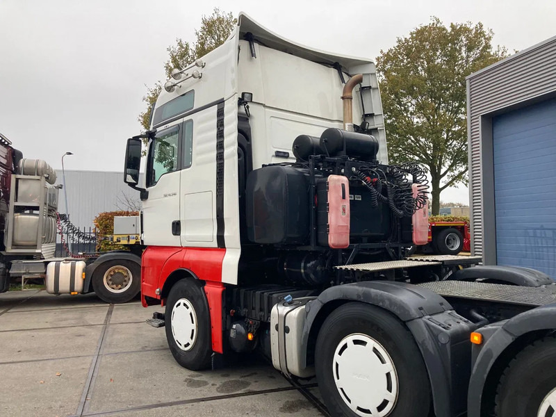 MAN TGX 41.540 8x4/4 BLS - Tracteur routier: photos 3 MAN TGX 41.540 8x4/4 BLS - Tracteur routier: photos 3