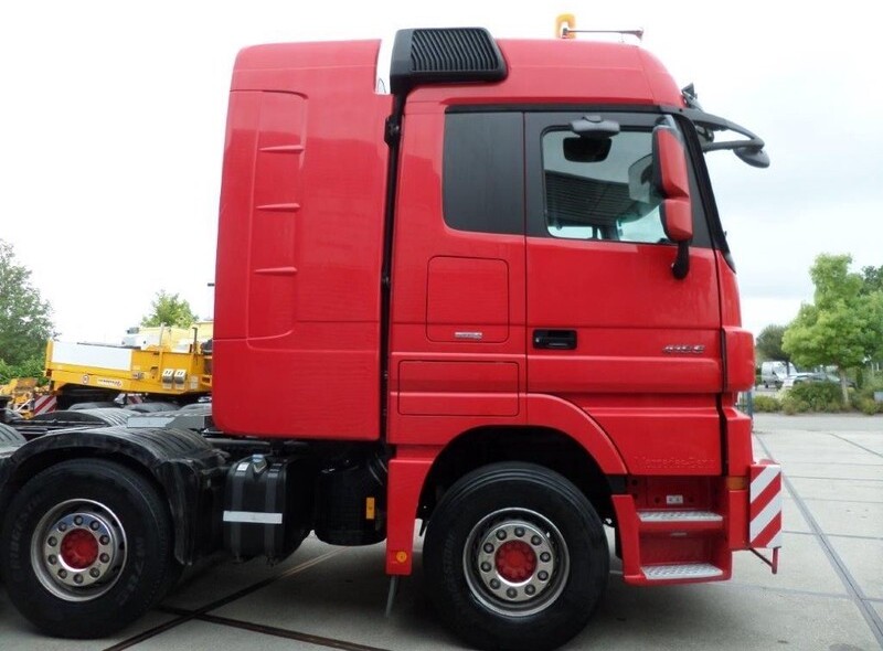 Mercedes-Benz Actros 4165 8x4 Heavy Haulage Tractor - Tracteur routier: photos 3 Mercedes-Benz Actros 4165 8x4 Heavy Haulage Tractor - Tracteur routier: photos 3