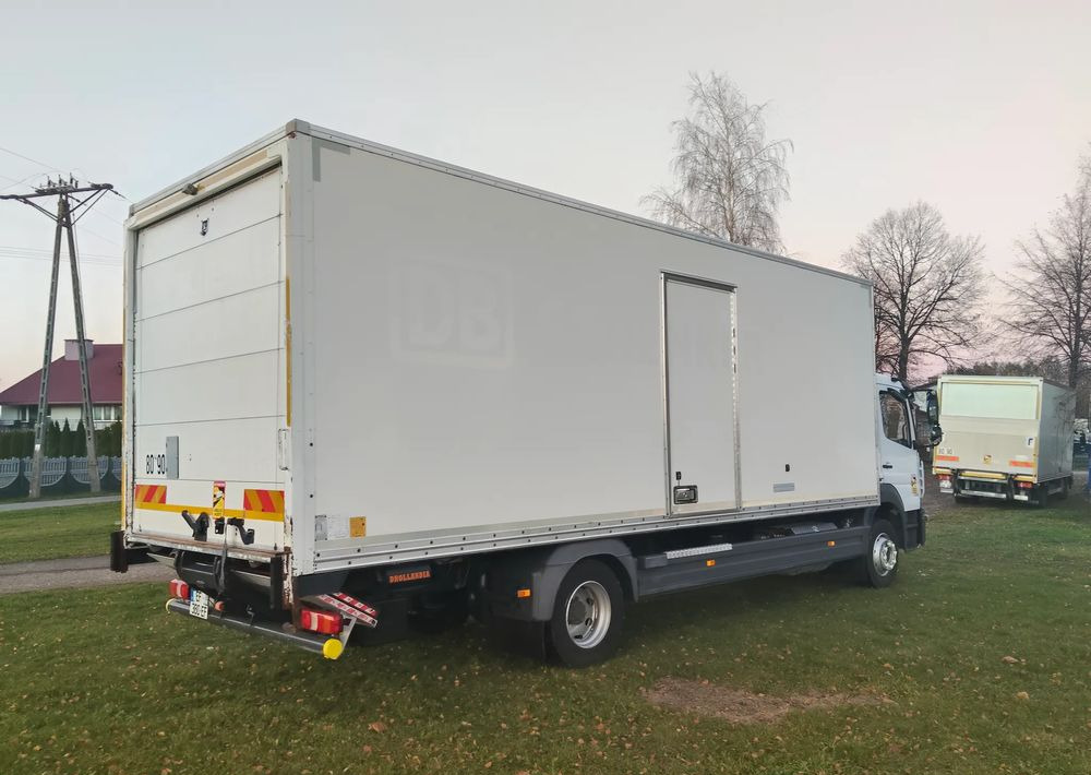 Mercedes-Benz Atego - Camion fourgon: photos 5 Mercedes-Benz Atego - Camion fourgon: photos 5