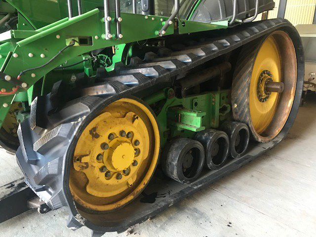 GTW TankTuff for John Deere 8000T, 9000T, 8RT, 9RT 9030T, 8RX, and 9RX series - Chenille pour Tracteur à chenilles: photos 4 GTW TankTuff for John Deere 8000T, 9000T, 8RT, 9RT 9030T, 8RX, and 9RX series - Chenille pour Tracteur à chenilles: photos 4