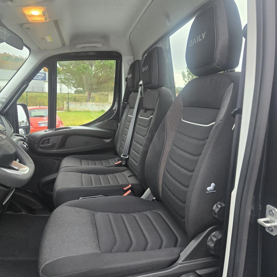 Iveco Daily 35C18 - Remorqueuse: photos 4 Iveco Daily 35C18 - Remorqueuse: photos 4