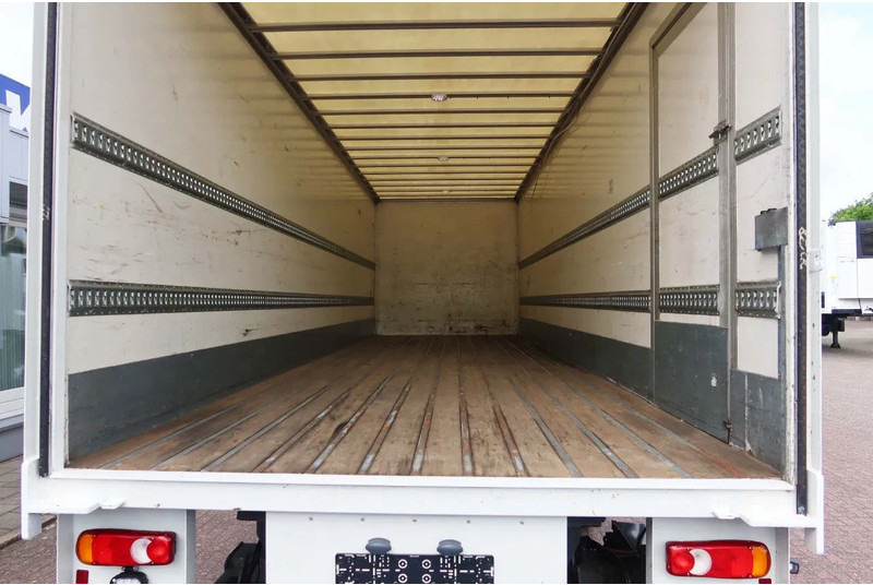 DAF CF 290 Bak+Klep Dhollandia 2.000 kg - Camion fourgon: photos 4 DAF CF 290 Bak+Klep Dhollandia 2.000 kg - Camion fourgon: photos 4