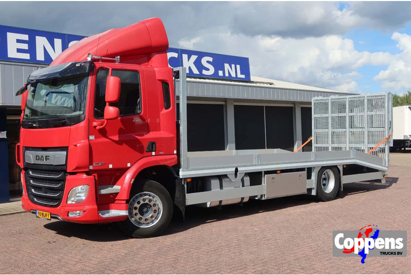 DAF CF 290 FA Machine transporter/ Oprijvrachtwagen - Camion porte-voitures: photos 1 DAF CF 290 FA Machine transporter/ Oprijvrachtwagen - Camion porte-voitures: photos 1
