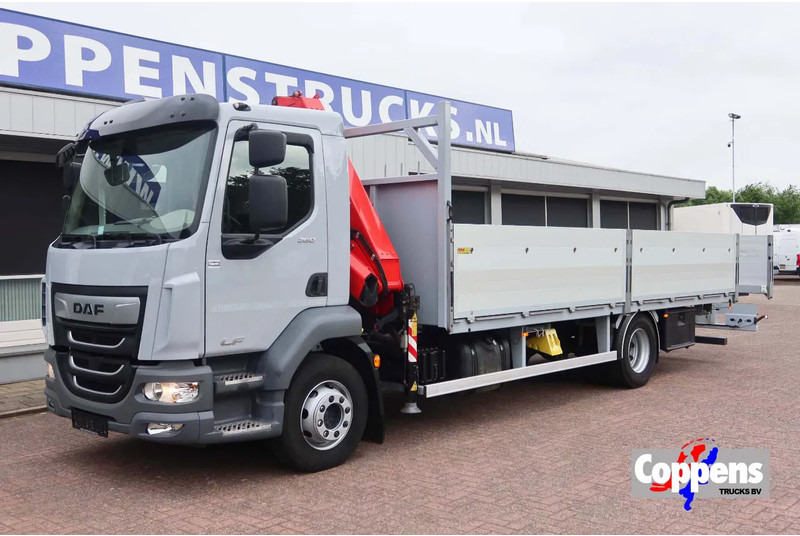 DAF LF 260 Openwagen+ Kraan Fassi F85 B023+ Radio controle - Camion grue: photos 1 DAF LF 260 Openwagen+ Kraan Fassi F85 B023+ Radio controle - Camion grue: photos 1