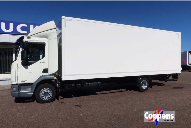 DAF LF 45 Gesloten bak + Dhollandia klep 1500 kg 4x2 - Camion fourgon: photos 1 DAF LF 45 Gesloten bak + Dhollandia klep 1500 kg 4x2 - Camion fourgon: photos 1