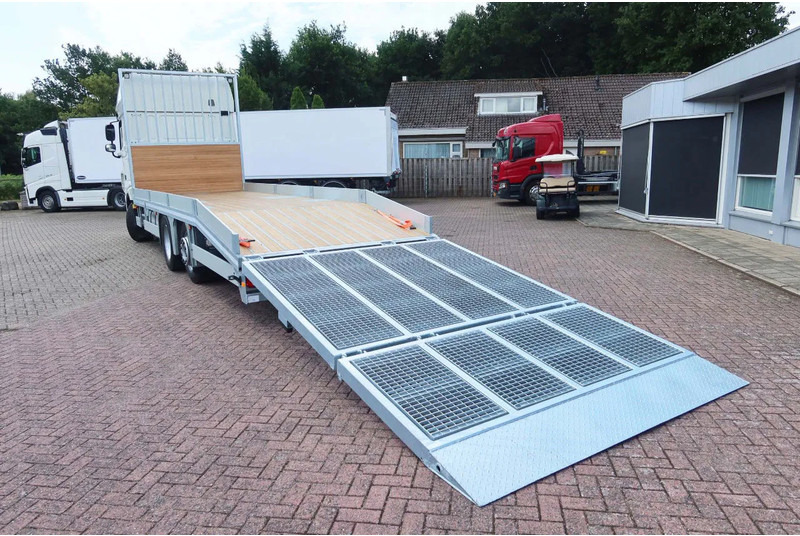 DAF XF 480 106 XF 480 - Camion porte-voitures: photos 3 DAF XF 480 106 XF 480 - Camion porte-voitures: photos 3