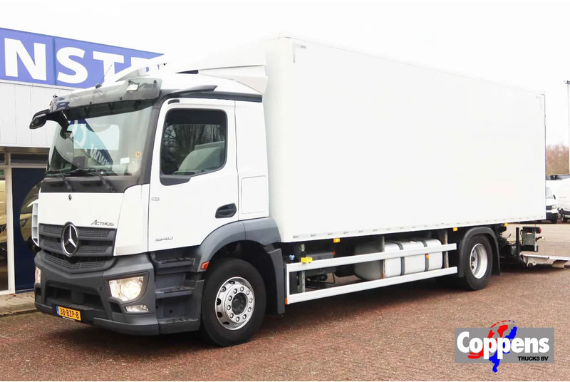 Mercedes-Benz Actros 1840 L Bakwagen + Bar klep 2000 KG + Geïsoleerde bak - Camion fourgon: photos 1 Mercedes-Benz Actros 1840 L Bakwagen + Bar klep 2000 KG + Geïsoleerde bak - Camion fourgon: photos 1
