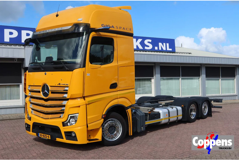 Mercedes-Benz Actros - Châssis cabine: photos 1 Mercedes-Benz Actros - Châssis cabine: photos 1