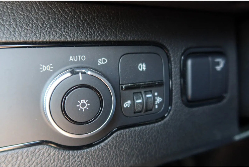 Fourgon grand volume Mercedes-Benz Sprinter 515 CDI: photos 8