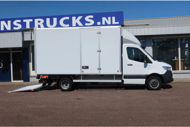 Fourgon grand volume Mercedes-Benz Sprinter 515 CDI: photos 16