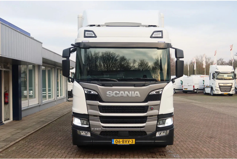 Scania P320 4X2 Bak + Dhollandia klep 2000 kg 1x bed - Camion fourgon: photos 3 Scania P320 4X2 Bak + Dhollandia klep 2000 kg 1x bed - Camion fourgon: photos 3