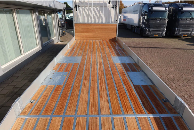 Scania R500 NGS Machine oprijwagen Stuur as. - Camion porte-voitures: photos 4 Scania R500 NGS Machine oprijwagen Stuur as. - Camion porte-voitures: photos 4