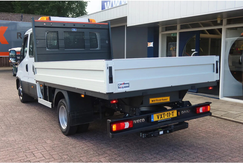 Iveco Daily 35C16 HI Matic Dubbele cabine open 7 persoons uitvoering. Dubbel lucht achter as. 3.0 L motor - Véhicule utilitaire, Utilitaire double cabine: photos 3 Iveco Daily 35C16 HI Matic Dubbele cabine open 7 persoons uitvoering. Dubbel lucht achter as. 3.0 L motor - Véhicule utilitaire, Utilitaire double cabine: photos 3