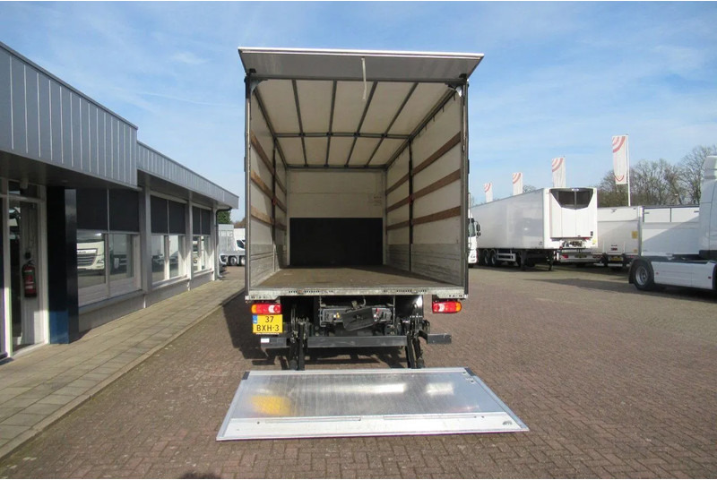 Volvo FL 240 Schuifzeil + Klep 1500 kg Euro 6 - Camion à rideaux coulissants: photos 4 Volvo FL 240 Schuifzeil + Klep 1500 kg Euro 6 - Camion à rideaux coulissants: photos 4