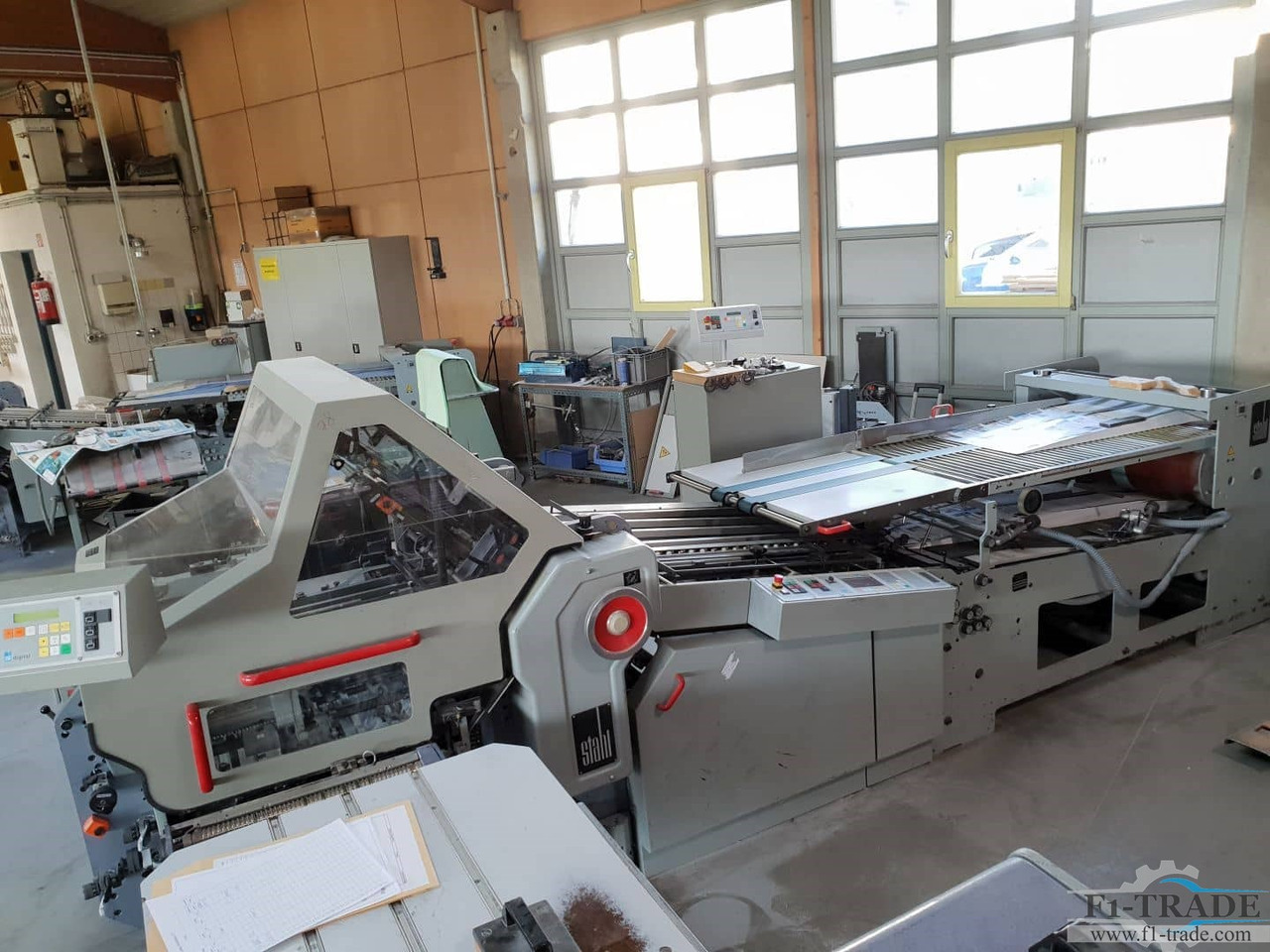 Heidelberg Stahlfolder KD 78-4-KZ - Plieuse de bureau: photos 1 Heidelberg Stahlfolder KD 78-4-KZ - Plieuse de bureau: photos 1