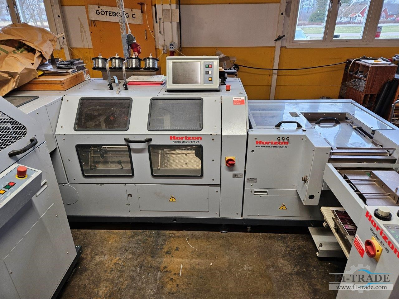 Horizon Stitchliner 5500 - Machine d'impression: photos 1 Horizon Stitchliner 5500 - Machine d'impression: photos 1