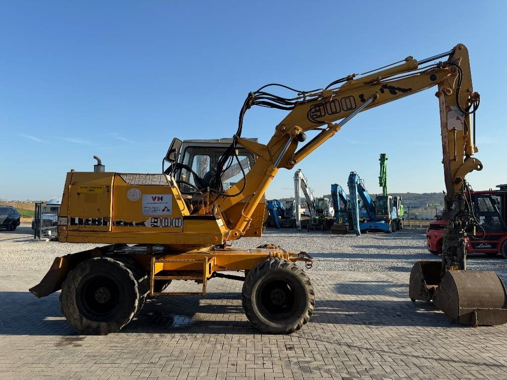 Liebherr A 900 C - Pelle sur pneus: photos 5 Liebherr A 900 C - Pelle sur pneus: photos 5