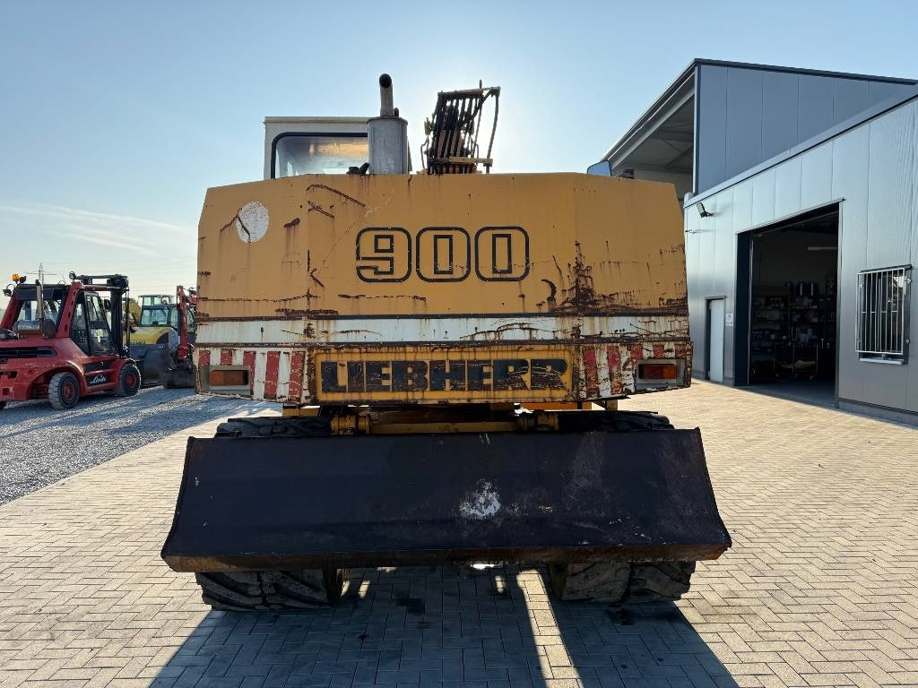 Liebherr A 900 C - Pelle sur pneus: photos 3 Liebherr A 900 C - Pelle sur pneus: photos 3