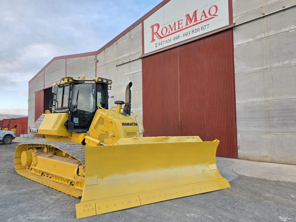 KOMATSU D61PX-24 - Bulldozer: photos 2 KOMATSU D61PX-24 - Bulldozer: photos 2