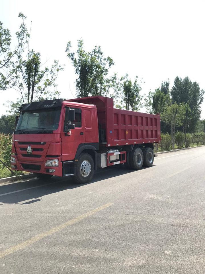 Howo Sinotruck - Camion benne: photos 2 Howo Sinotruck - Camion benne: photos 2
