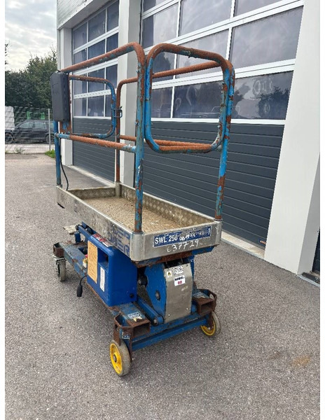 POWER Tower Elektro Scherenarbeitsbühne 5,10m - Nacelle ciseaux: photos 2 POWER Tower Elektro Scherenarbeitsbühne 5,10m - Nacelle ciseaux: photos 2
