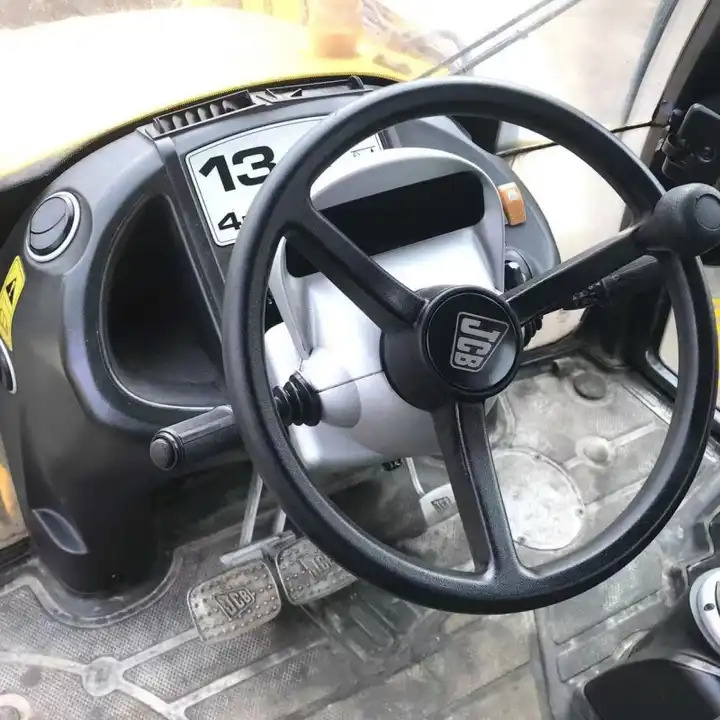 2.5 Ton Backhoe Loader High Quality Loader 4X4 Compact Tractor Backhoe Loader Backhoes Excavator Jcb 4cx 3cx Price for Sale - Tractopelle: photos 3 2.5 Ton Backhoe Loader High Quality Loader 4X4 Compact Tractor Backhoe Loader Backhoes Excavator Jcb 4cx 3cx Price for Sale - Tractopelle: photos 3