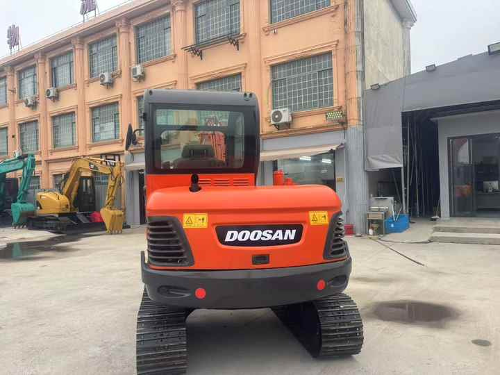 Doosan DX60 DX60-9c DH60-7 DX60W DX80 DX75 DX55 DH35 DH55 Used Mini Excavator Mas Maquinaria Municipal Y Ambiental - Pelle: photos 5 Doosan DX60 DX60-9c DH60-7 DX60W DX80 DX75 DX55 DH35 DH55 Used Mini Excavator Mas Maquinaria Municipal Y Ambiental - Pelle: photos 5