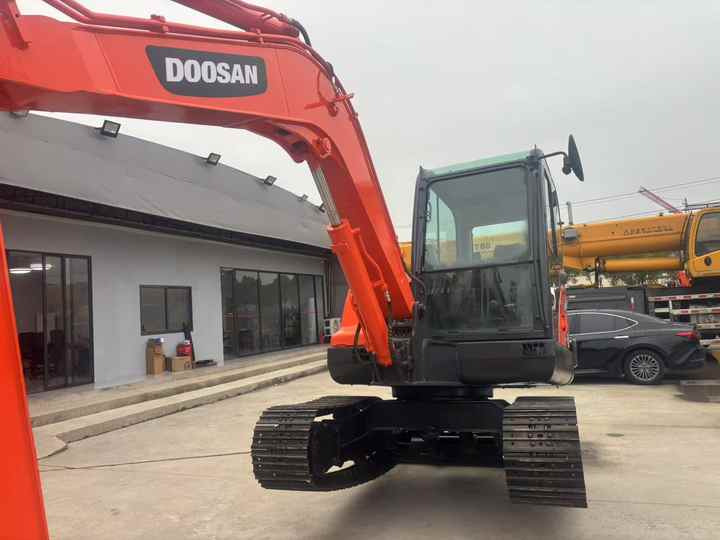 Doosan DX60 DX60-9c DH60-7 DX60W DX80 DX75 DX55 DH35 DH55 Used Mini Excavator Mas Maquinaria Municipal Y Ambiental - Pelle: photos 3 Doosan DX60 DX60-9c DH60-7 DX60W DX80 DX75 DX55 DH35 DH55 Used Mini Excavator Mas Maquinaria Municipal Y Ambiental - Pelle: photos 3
