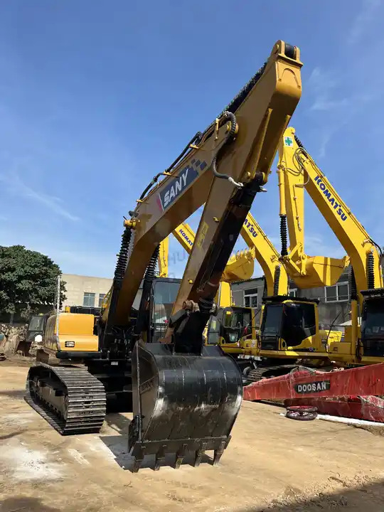 Factory Direct Sale Sany 215C Pro Excavator Machine 20ton SANY 215 SY215 SY215C SY215H Used Excavators in Shanghai - Pelle: photos 3 Factory Direct Sale Sany 215C Pro Excavator Machine 20ton SANY 215 SY215 SY215C SY215H Used Excavators in Shanghai - Pelle: photos 3