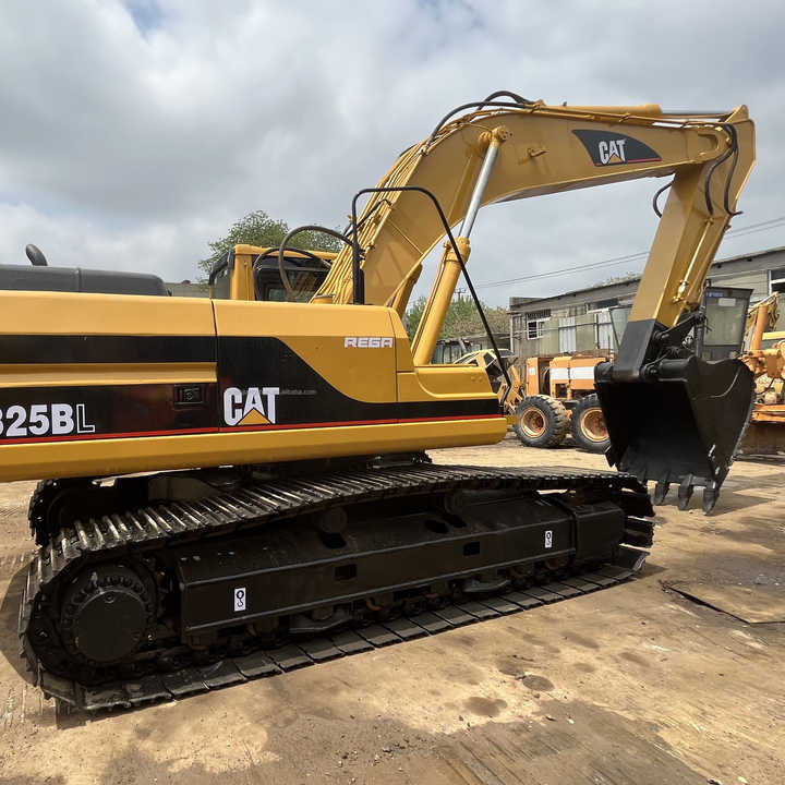 Good Condition Second Hand Caterpillar 325bl Excavator Used Cat 325b 325bl with good condition in stock For Sale - Pelle sur chenille: photos 2 Good Condition Second Hand Caterpillar 325bl Excavator Used Cat 325b 325bl with good condition in stock For Sale - Pelle sur chenille: photos 2