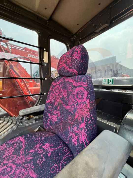 Hot sale Used Hitachi ZX120 digger medium size Excavator second hand excavator - Pelle sur chenille: photos 2 Hot sale Used Hitachi ZX120 digger medium size Excavator second hand excavator - Pelle sur chenille: photos 2