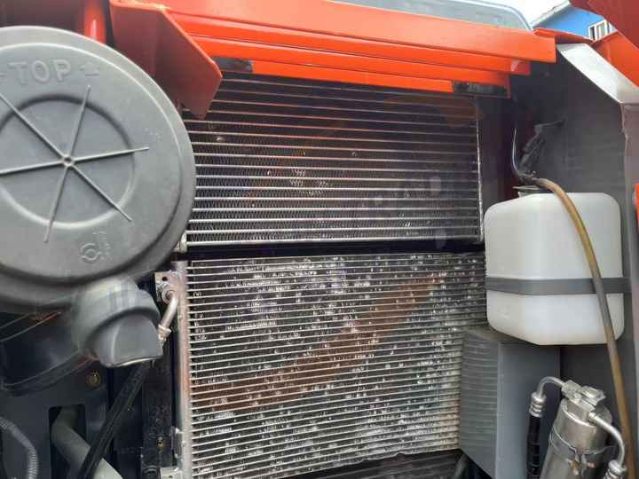 Hot sale Used Hitachi ZX120 digger medium size Excavator second hand excavator - Pelle sur chenille: photos 4 Hot sale Used Hitachi ZX120 digger medium size Excavator second hand excavator - Pelle sur chenille: photos 4
